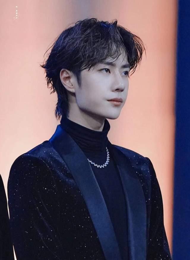 圈内人爆料王一博肖战关系最新,圈内人爆料最新动态！  第1张